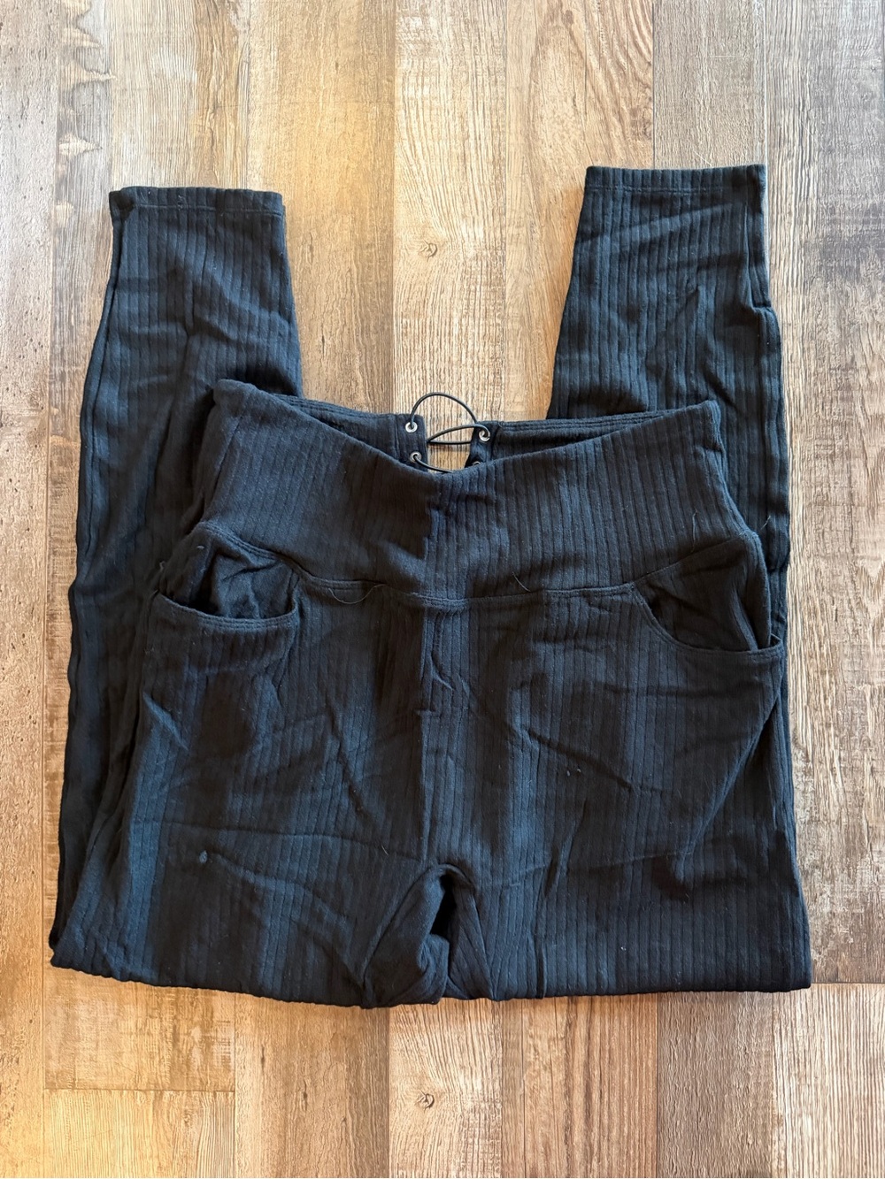 HALARA Black Ribbed High-Rise Leggings with Front Pockets Sz lg